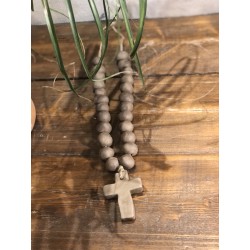 collier faïence brut croix ( brun)